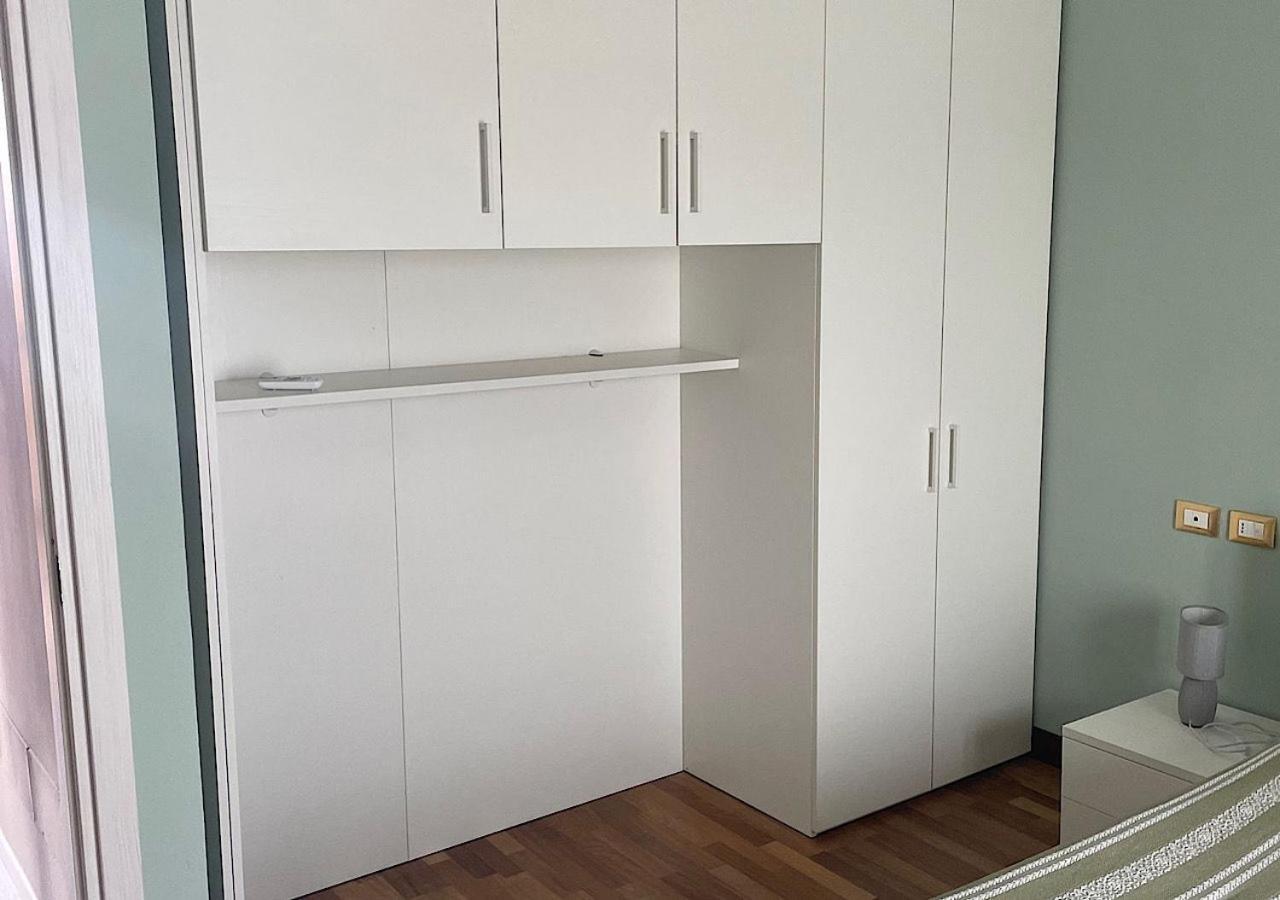 La Magnolia Apartaments IV Tulip Desenzano del Garda Exterior foto